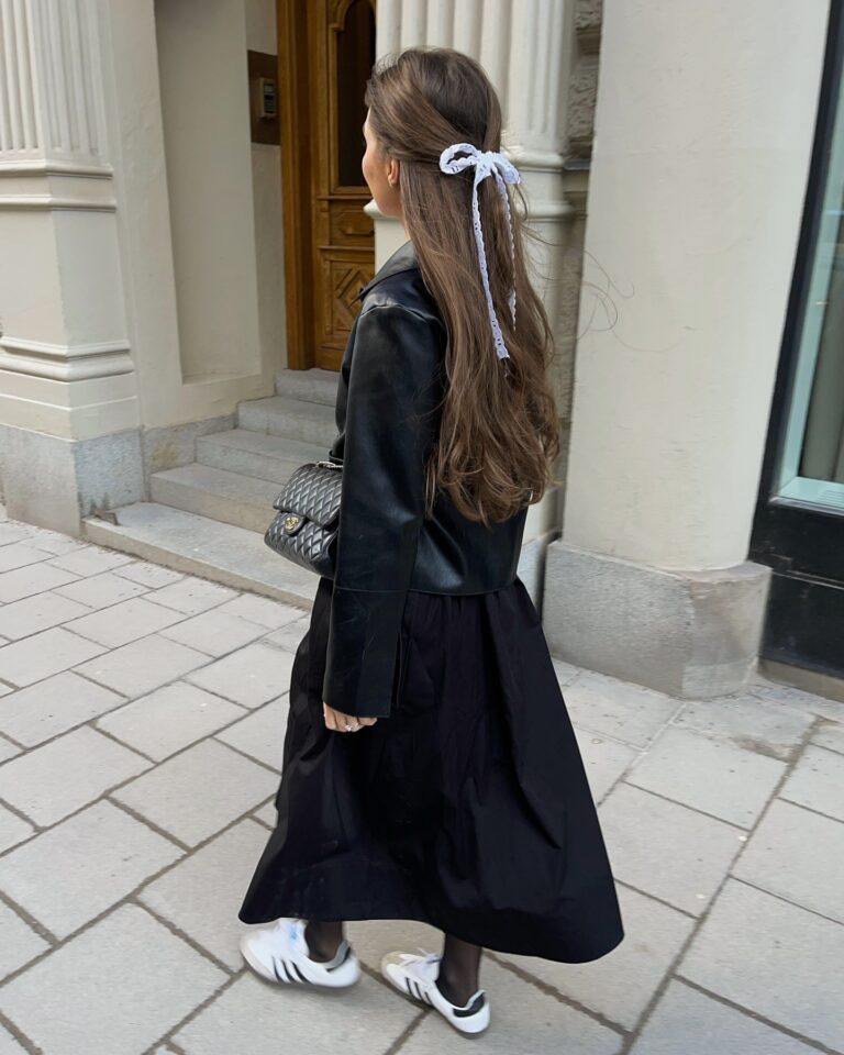 Inspiration: 5-Minute Cute Hairstyles With a Bow