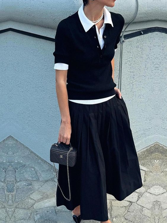 15 Black Skirt Looks That Work Everywhere