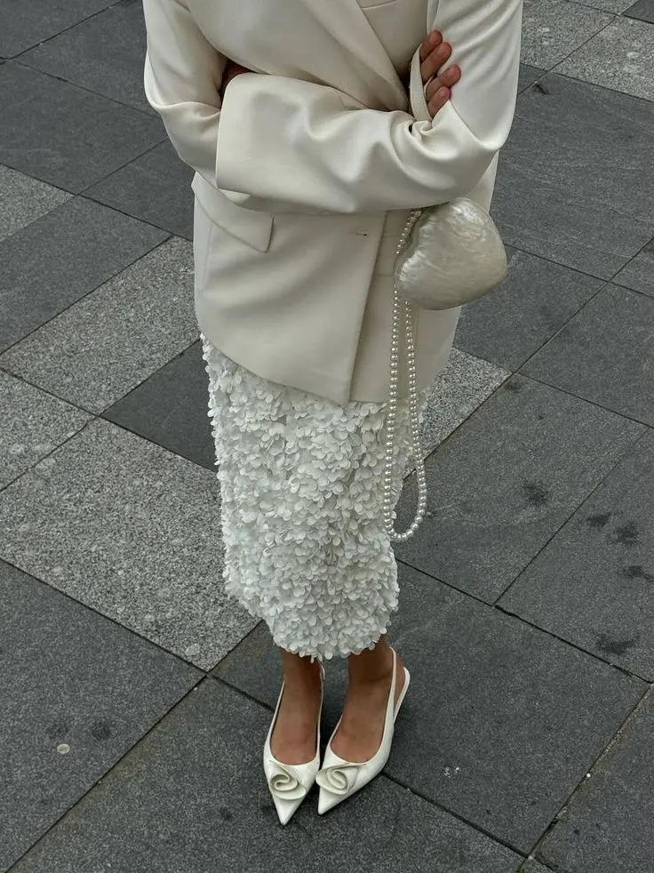 Spring Date Night Outfits: 14 Romantic Looks That Make You Feel Amazing