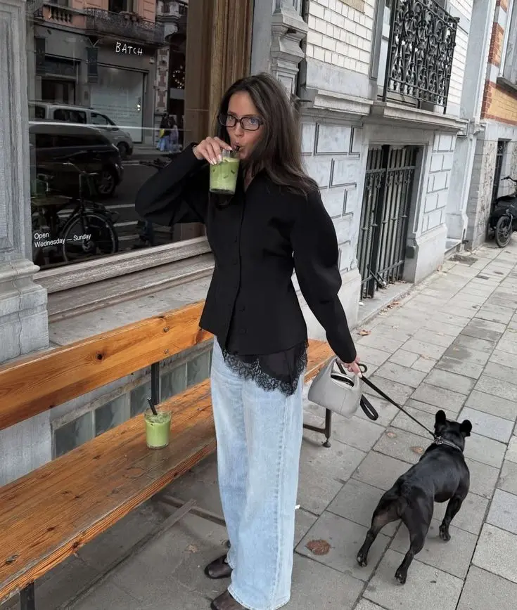 Feminine spring minimalist outfit idea with lace detail blazer