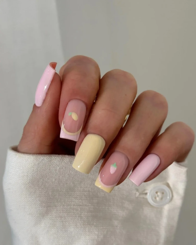 18 Summer Nail Designs That Prove Less Can Be More