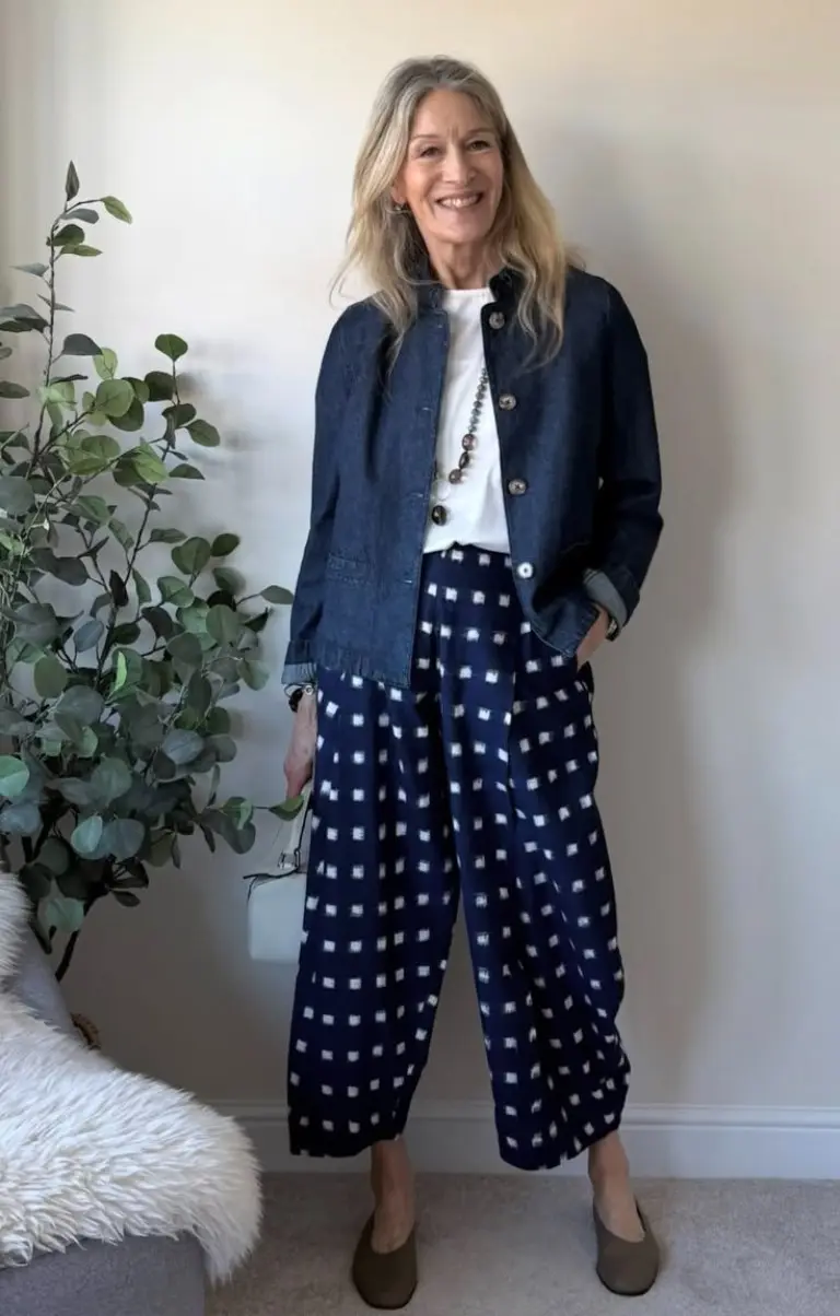 denim jacket white top navy polka dot cropped pants brown clogs outfit 11