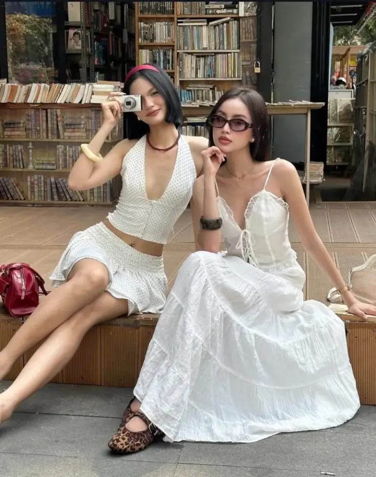 white polka dot halter dress white midi dress red shoulder bag leopard print flats book café outfit 9