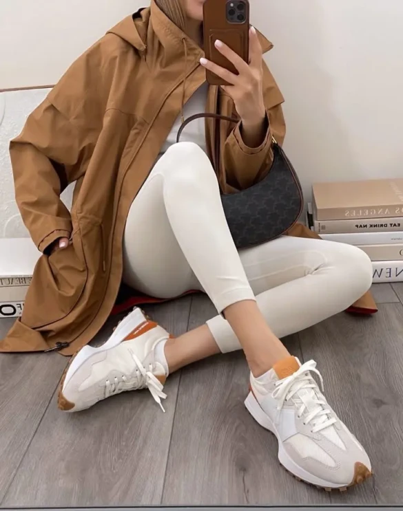 14 New Balance 327 Women Outfits That Went Viral for a Reason
