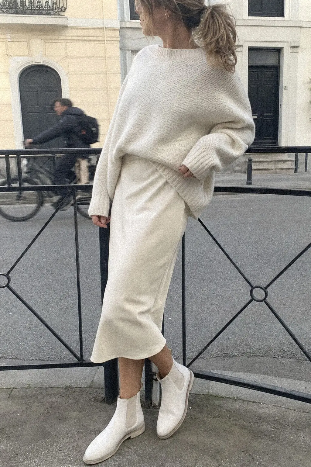 cream faux leather midi skirt oversized ivory chunky knit half tucked white chelsea boots white christmas outfit 23