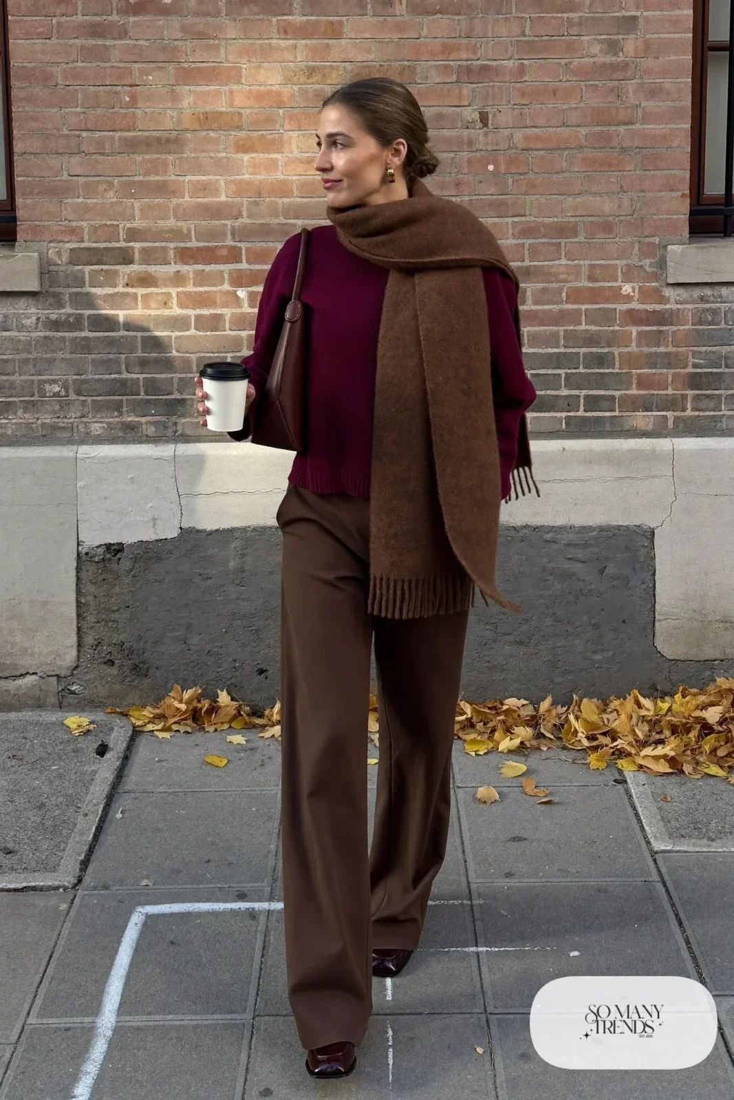 burgundy sweater brown wide-leg pants brown scarf cognac loafers shoulder bag outfit 4