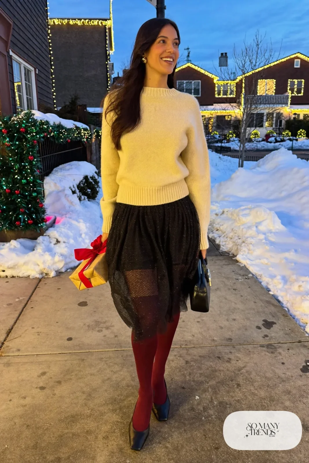 black tulle midi skirt chunky cream sweater burgundy tights black closed pumps outfit 19