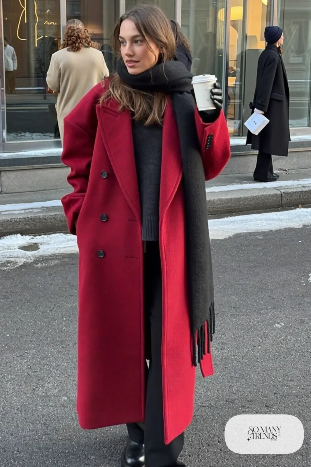 long oversized cherry red wool coat black sweater black straight pants black boots black scarf outfit 12