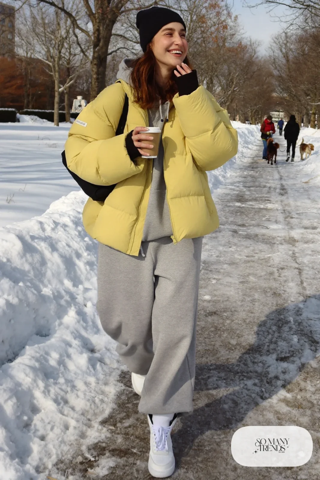 butter yellow puffer jacket gray heavyweight fleece wide-leg sweatpants hoodie waterproof high-top sneakers beanie outfit 6
