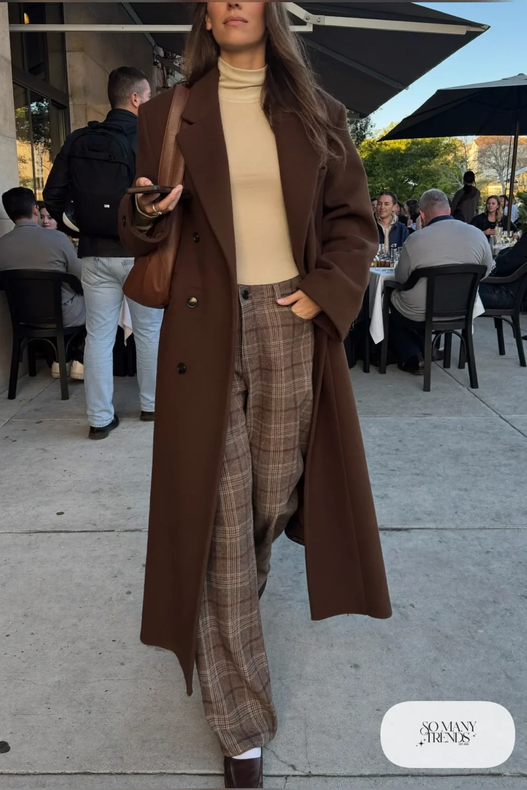 cream turtleneck gray brown plaid wide-leg pants long brown coat loafers shoulder bag outfit 22