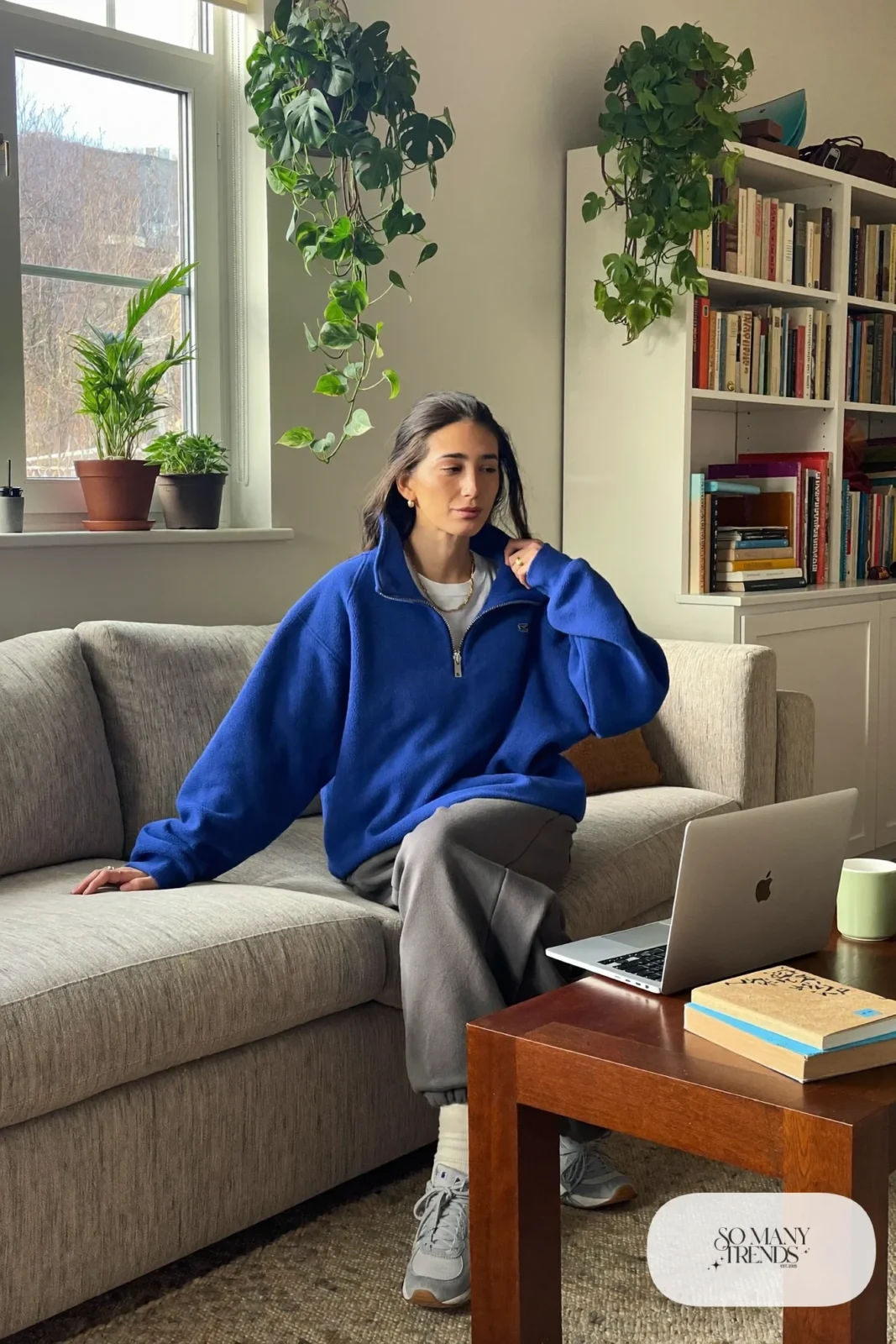 navy quarter-zip pullover white tee gray wide-leg sweatpants gray sneakers gold necklace outfit 11