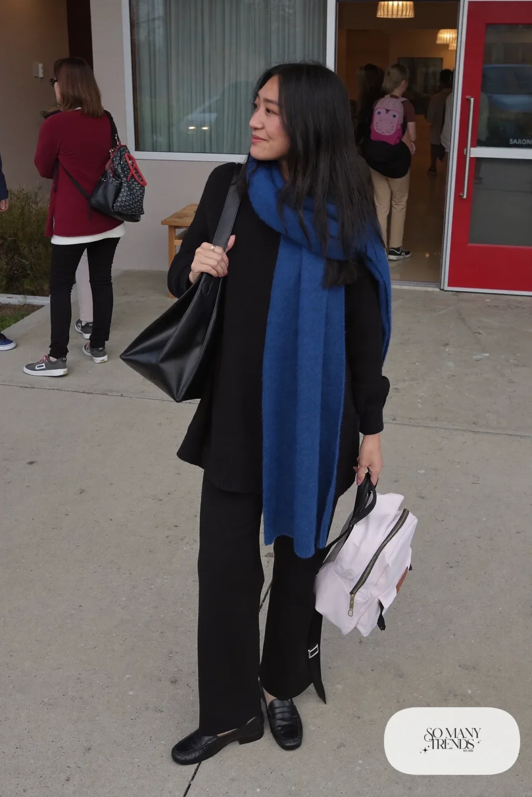 cobalt blue wool scarf black sweater black wide-leg pants black loafers leather bag outfit 17