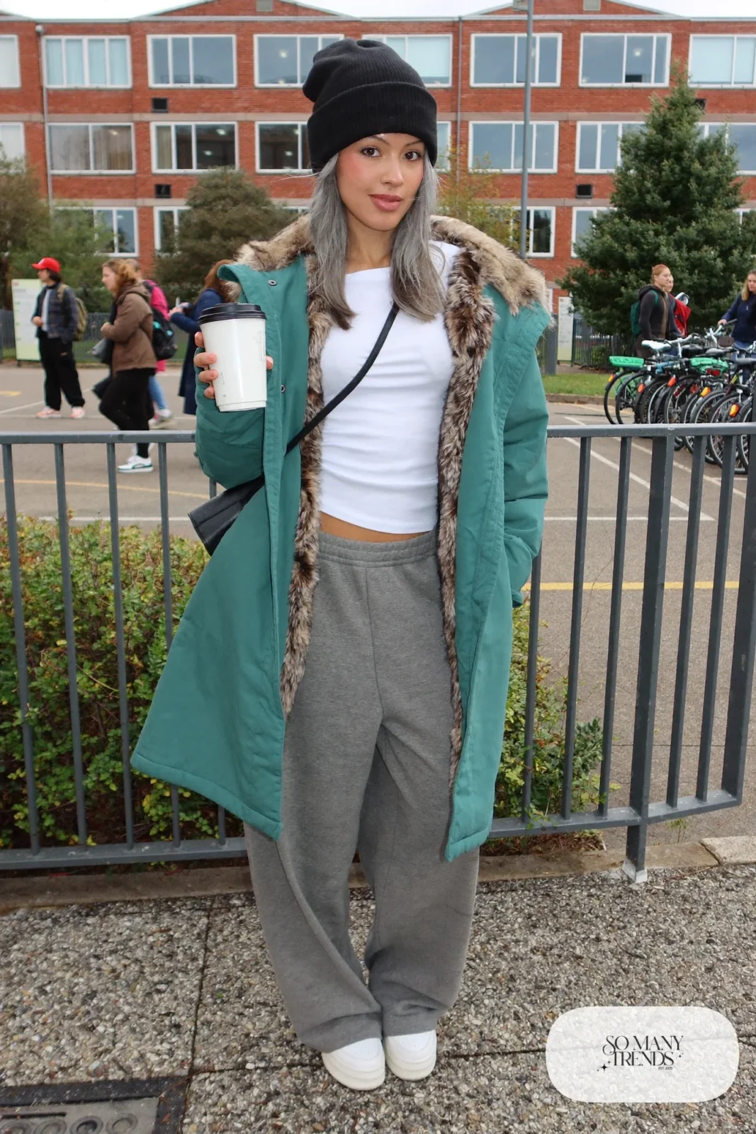 teal long parka gray wide-leg sweatpants white fitted tee platform sneakers beanie crossbody bag outfit 21