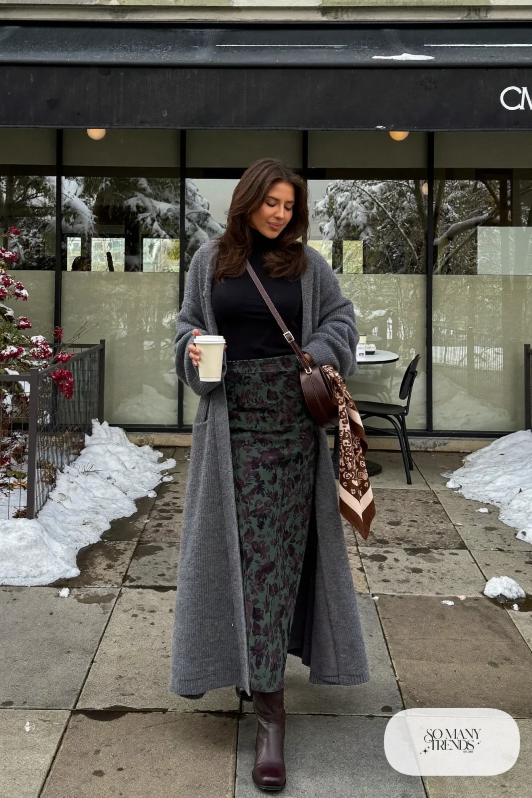 dark floral maxi skirt gray chunky cardigan black turtleneck brown boots outfit 18
