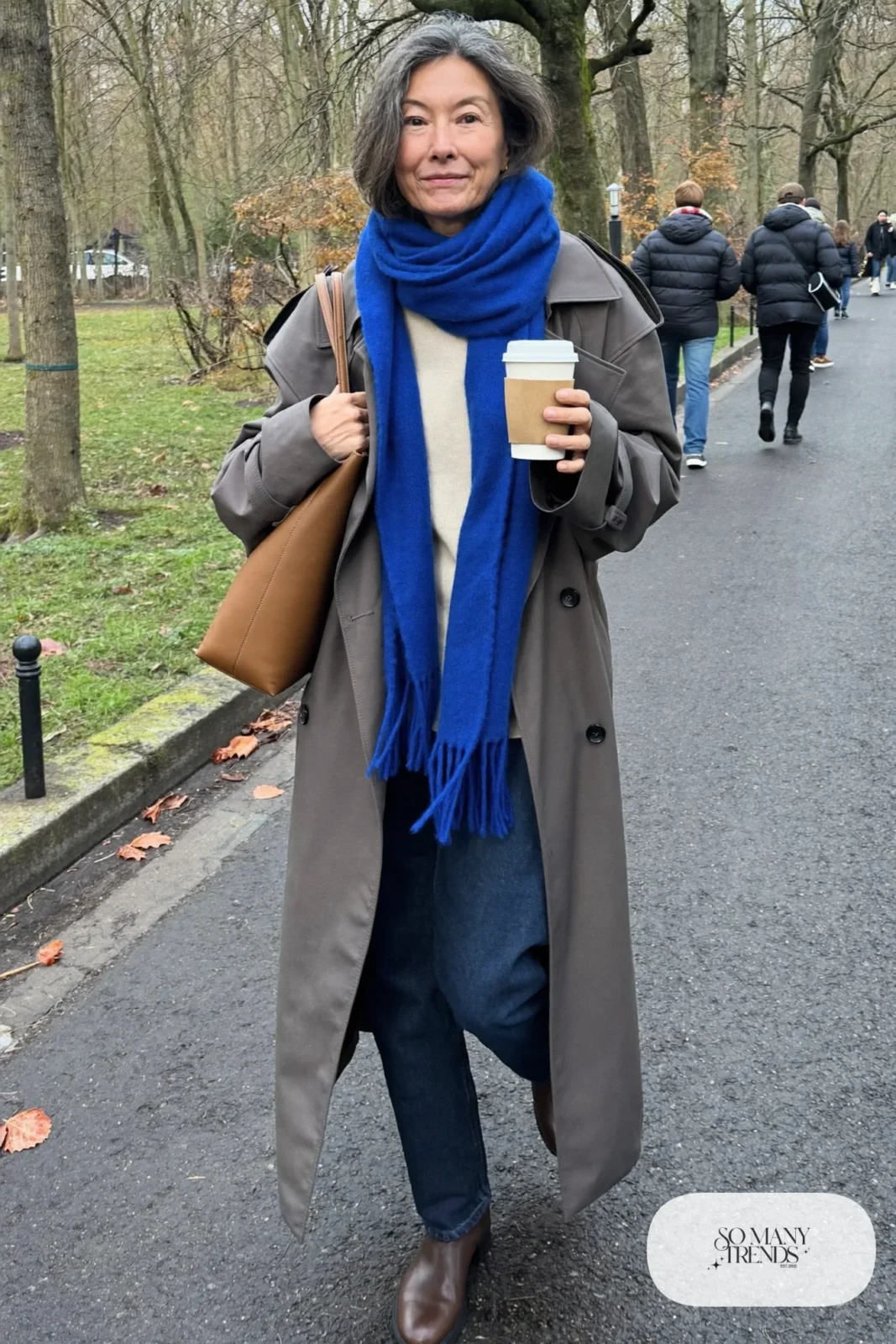 gray long trench coat cobalt wool scarf cream sweater straight jeans ankle boots tote outfit 33