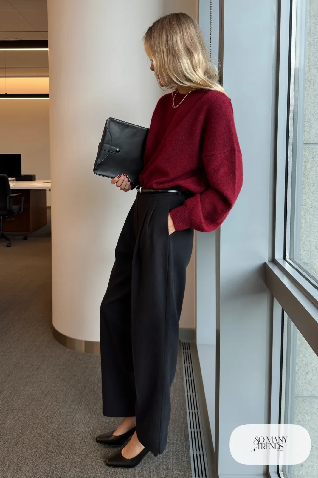 burgundy roomy sweater black wide-leg pants thin belt black pumps leather bag outfit 3