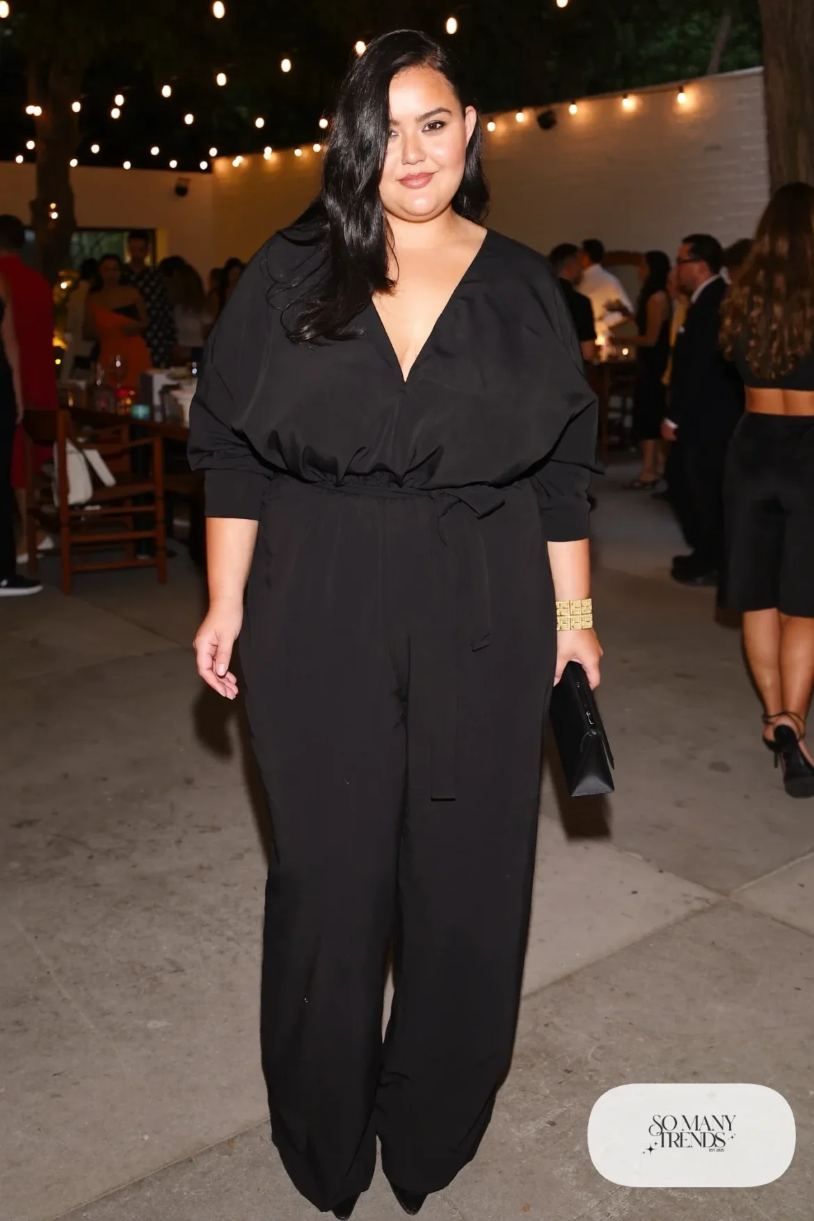 black crepe wide-leg jumpsuit, V-neck, tie belt, pointed heels outfit 12