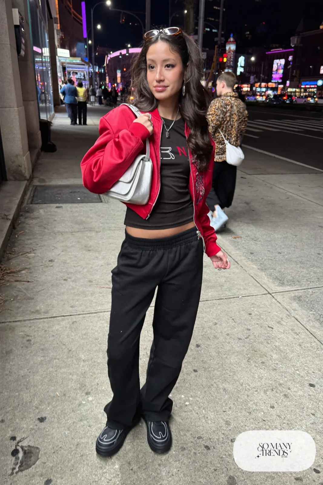 cherry red cropped bomber black baby tee black low-rise sweatpants black platform sneakers outfit 11