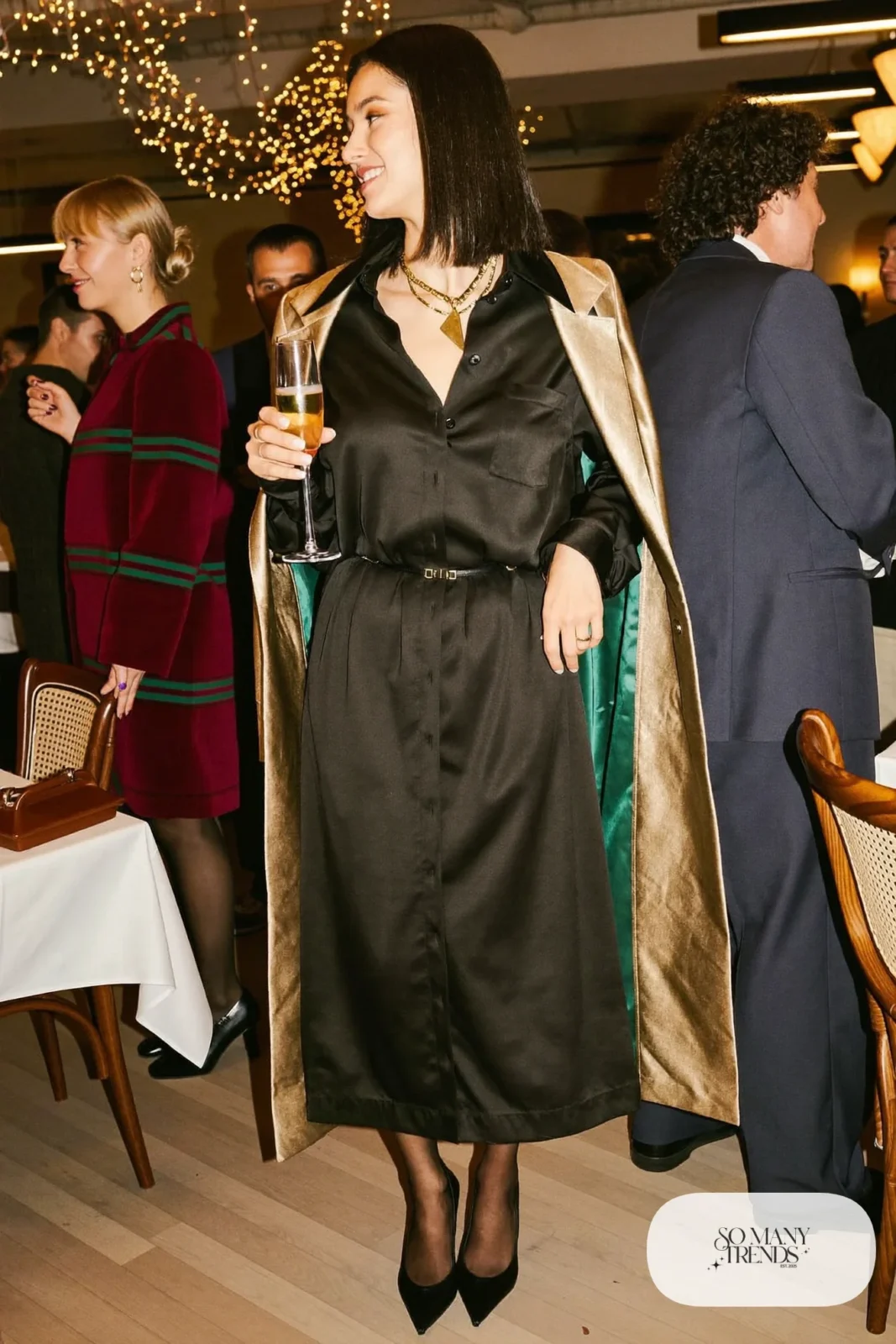 black satin shirt dress gold layered necklaces black belt black pumps outfit 20