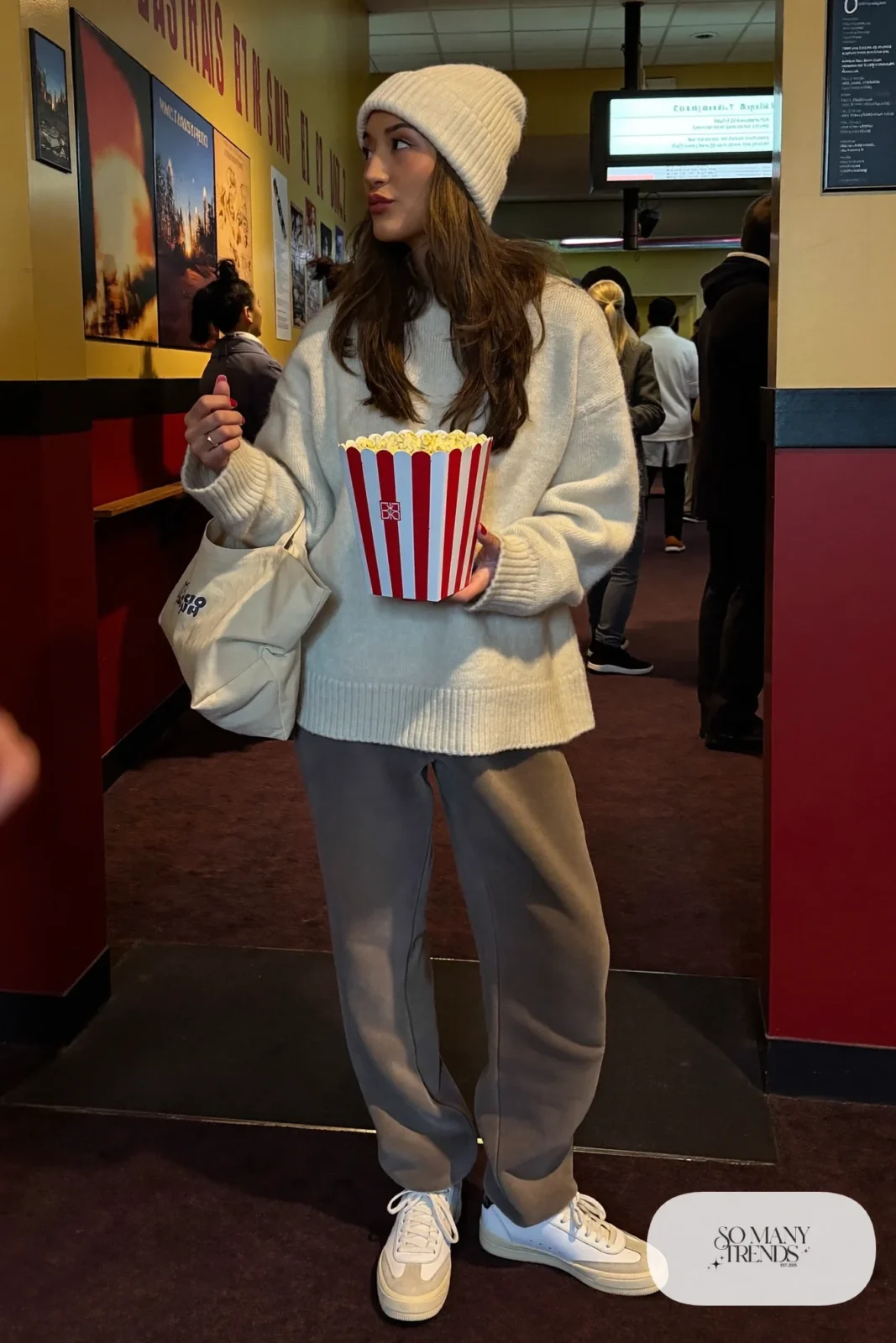 Oversized oatmeal chunky sweater, taupe brushed sweatpants and white leather sneakers with beanie, winter date outfit 13