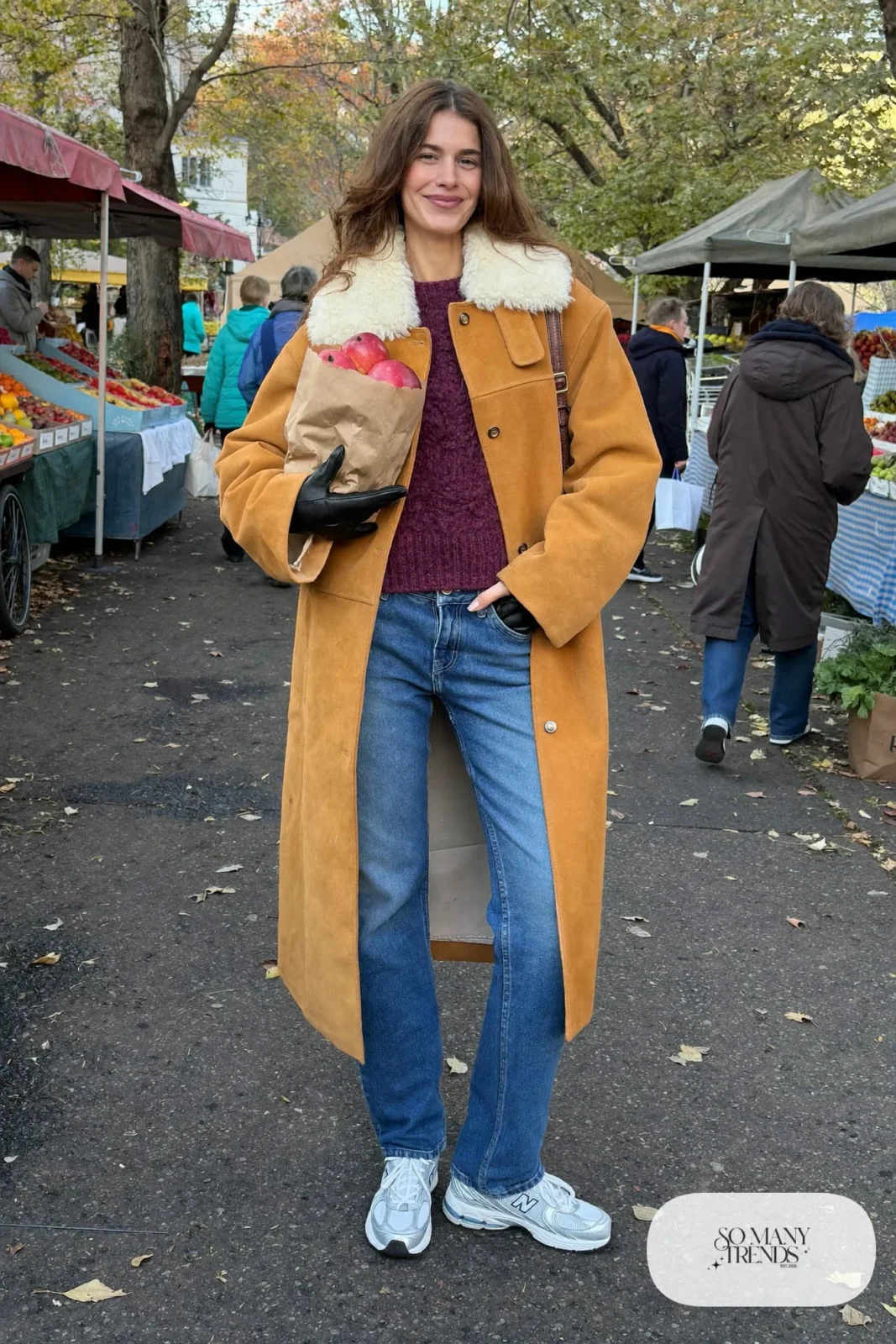 Short shearling-collar jacket, plum sweater, blue jeans and New Balance 740 sneakers, outfit 10