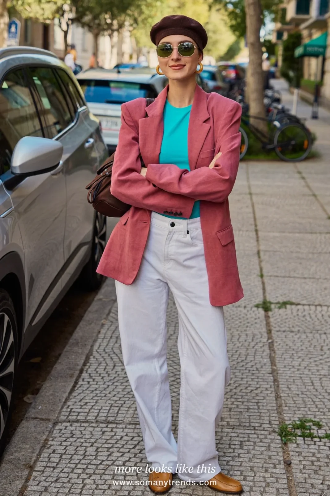 Old rose pink linen blazer, turquoise tee, white straight jeans and tan loafers, outfit 22